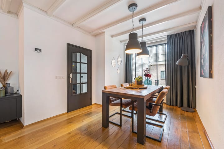 Foto 11 van Nieuwendijk 1