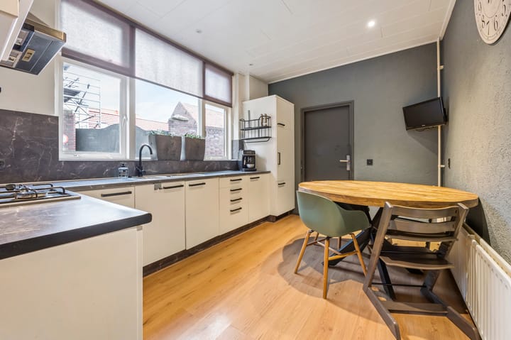 Foto 15 van Nieuwendijk 1