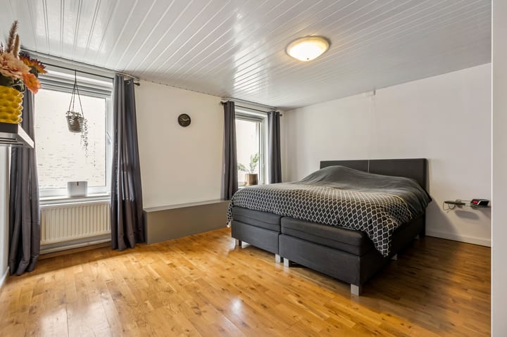 Foto 25 van Nieuwendijk 1