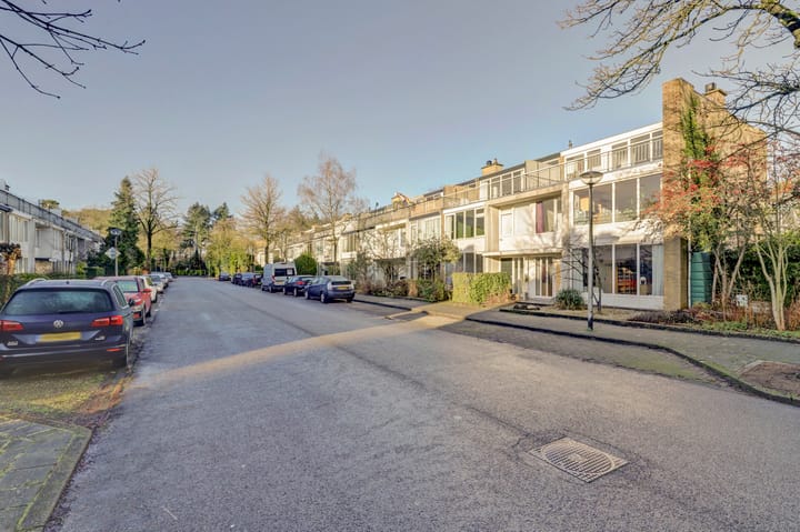 Foto 2 van Montessorilaan 2