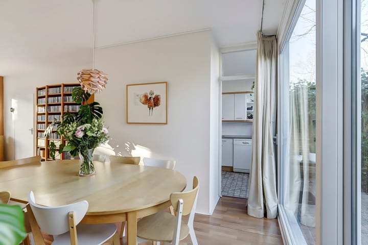 Foto 10 van Montessorilaan 2