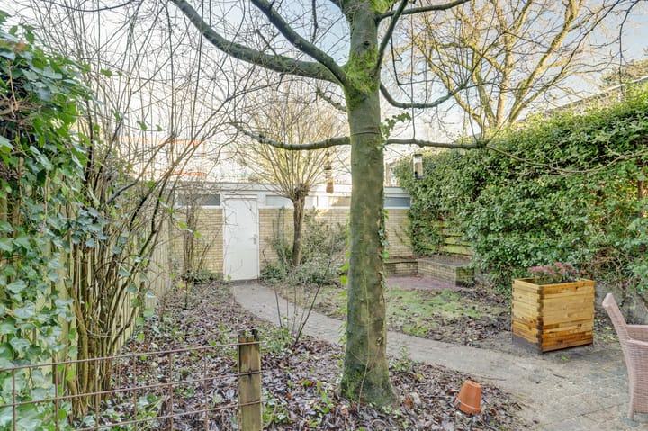 Foto 37 van Montessorilaan 2