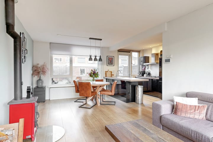 Foto 8 van Rijnstraat 6