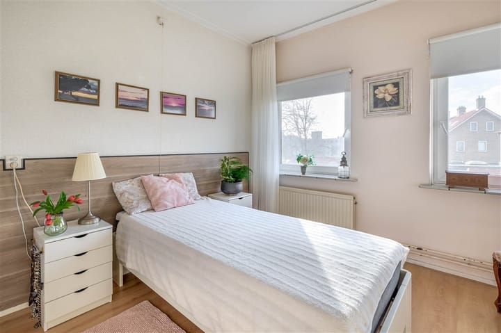 Foto 3 van Julianalaan 14