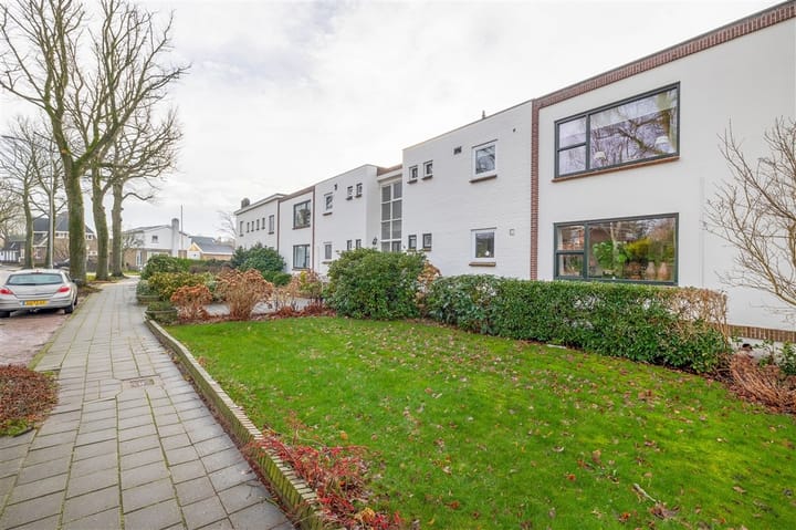 Foto 9 van Julianalaan 14