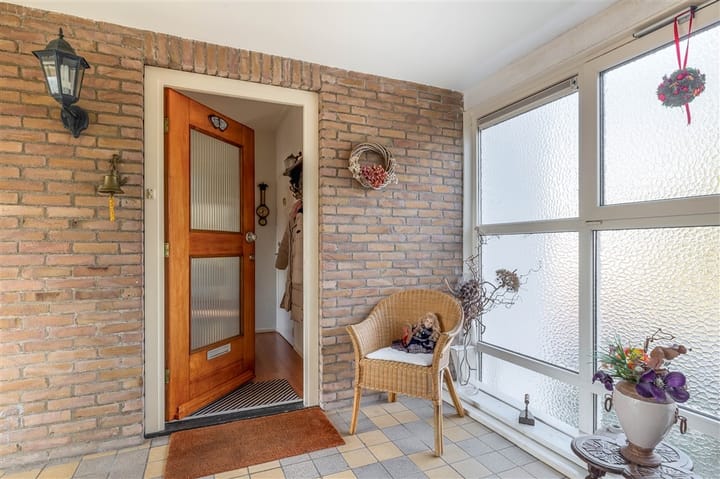 Foto 13 van Julianalaan 14