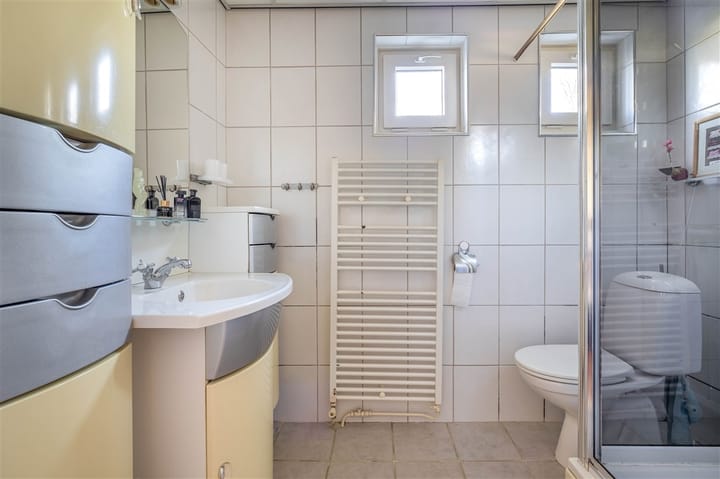 Foto 30 van Julianalaan 14