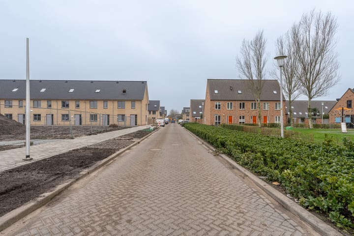 Photo 25 of Nieuwe Meerpad 9