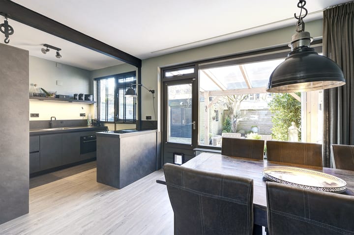 Photo 12 of Van Diemenlaan 14