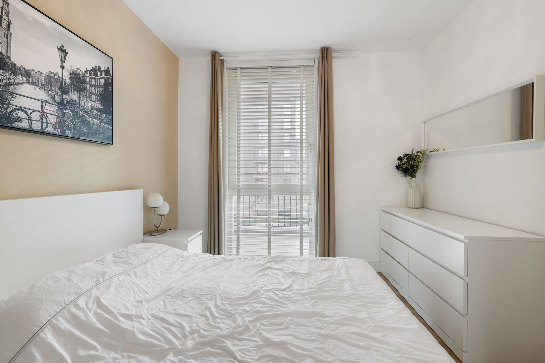 Foto 15 van San Marinostraat 107