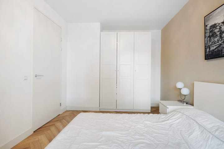 Foto 16 van San Marinostraat 107