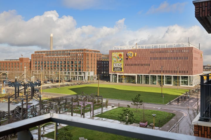 Foto 33 van San Marinostraat 107