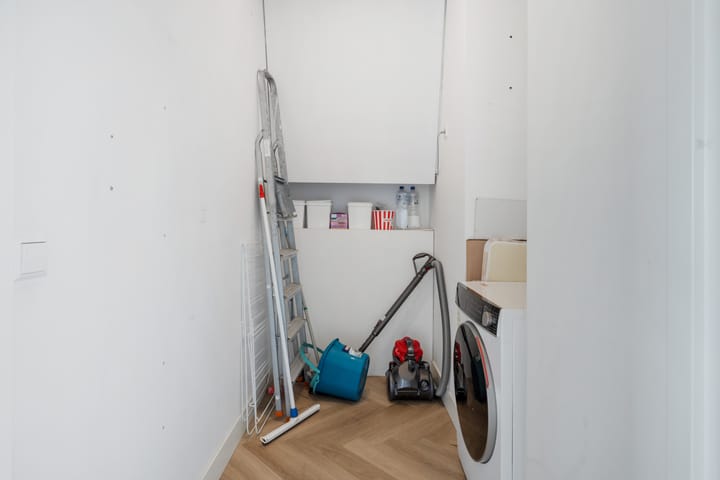 Foto 34 van San Marinostraat 107