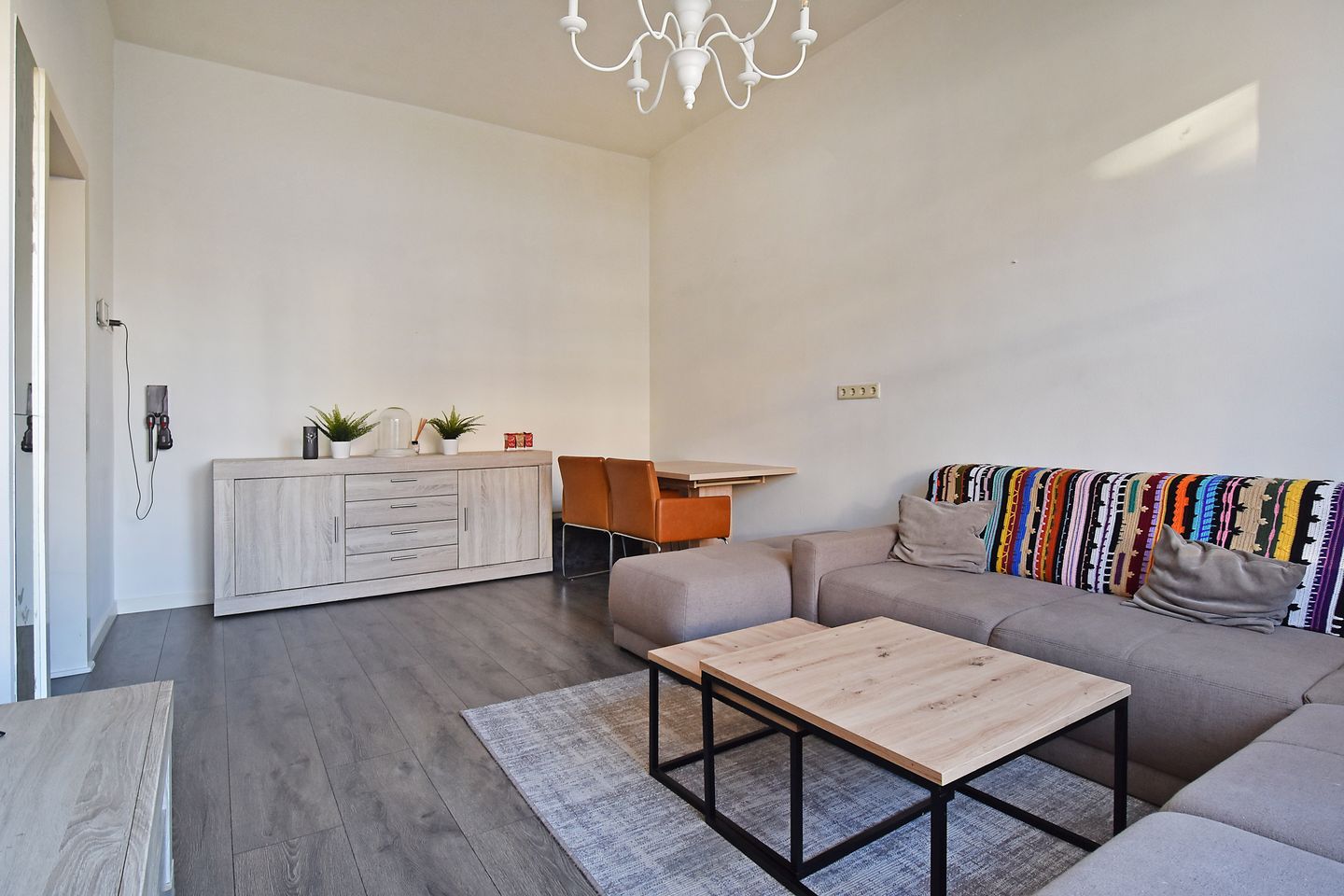 Foto 10 van Aarnout Drostlaan 3