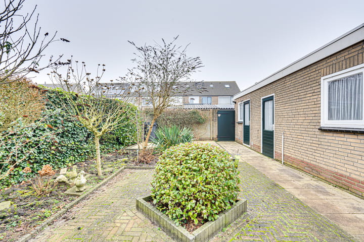 Foto 47 van Rozenlaan 22