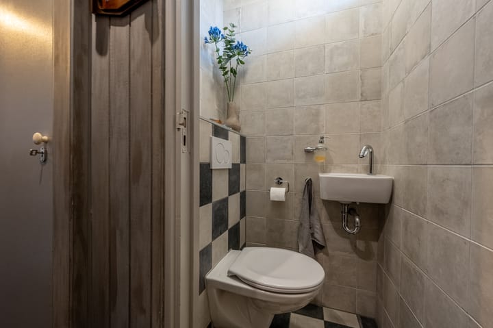 Photo 6 of A.W. Lipsstraat 14