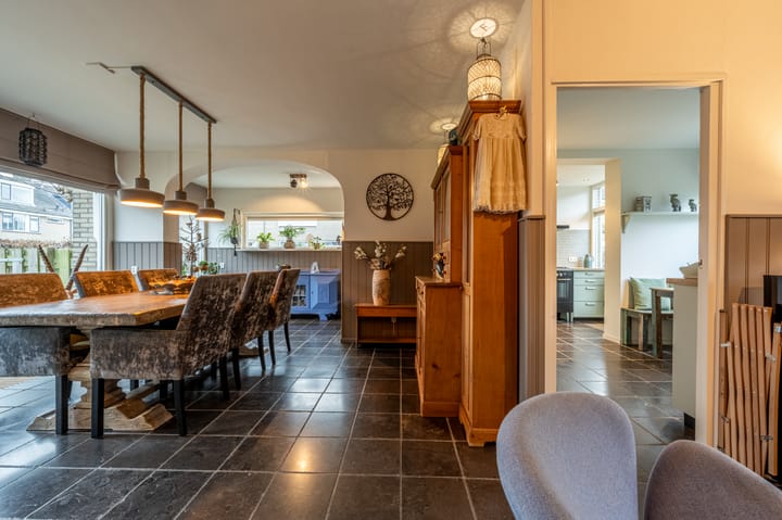 Photo 12 of A.W. Lipsstraat 14