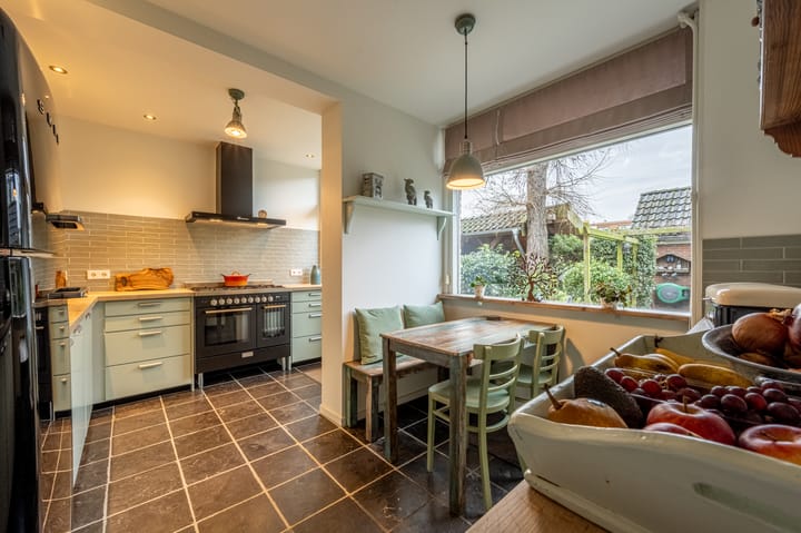 Photo 13 of A.W. Lipsstraat 14