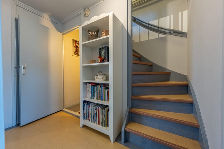 Photo 18 of A.W. Lipsstraat 14