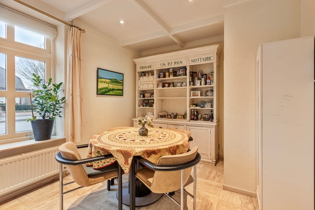 Foto 22 van Hout oost 12