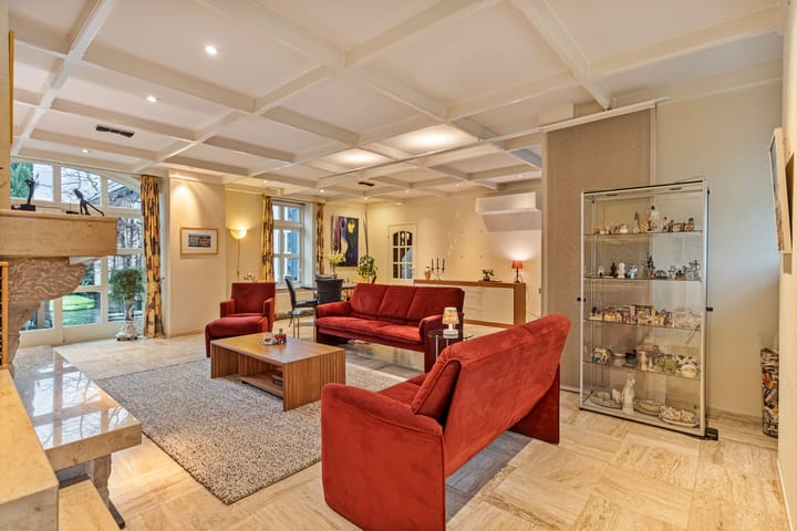 Foto 33 van Hout oost 12