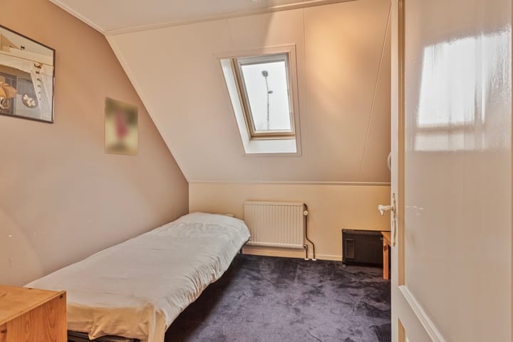 Foto 64 van Hout oost 12