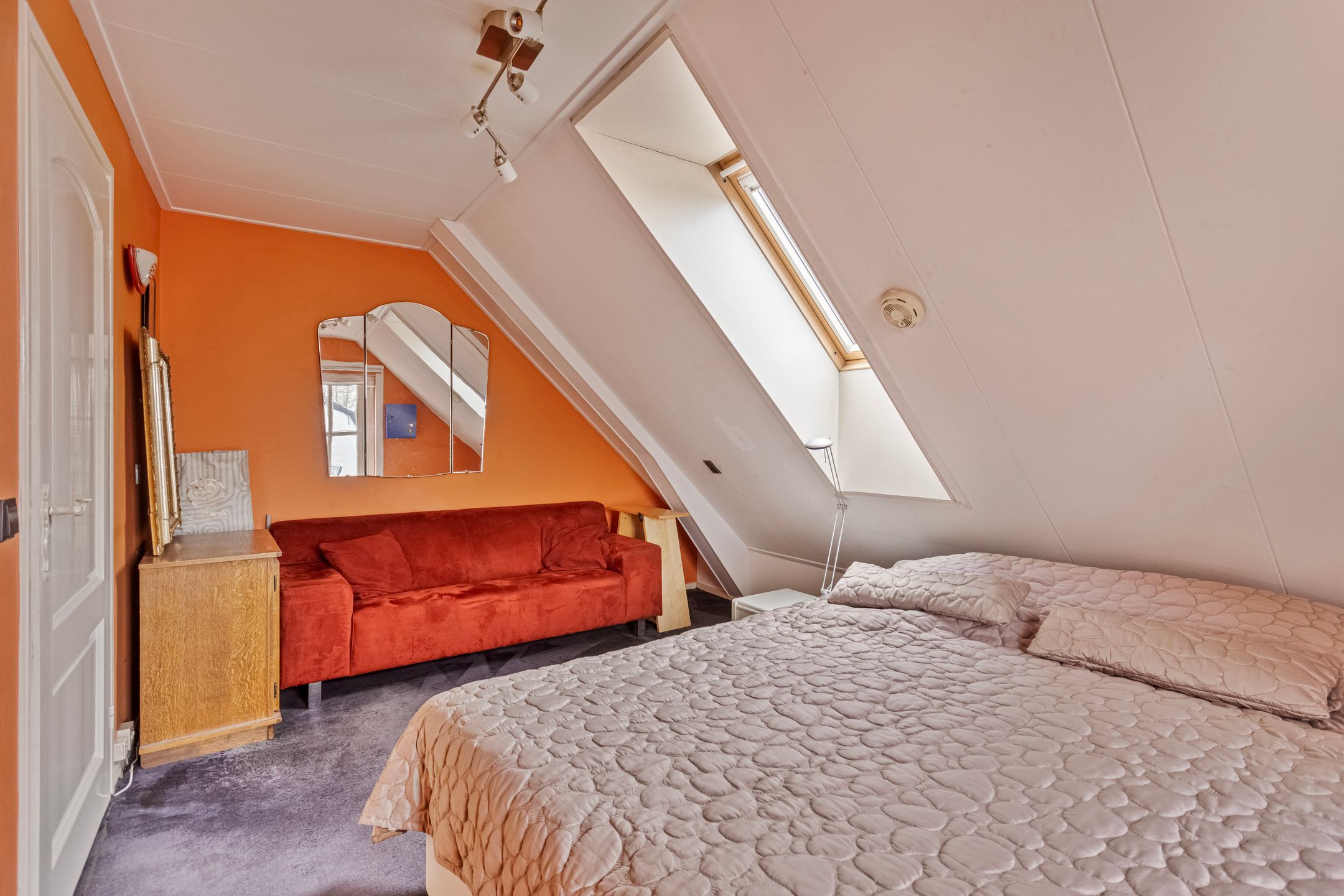 Foto 69 van Hout oost 12