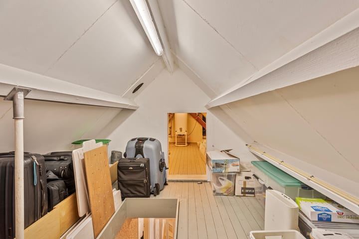 Foto 73 van Hout oost 12