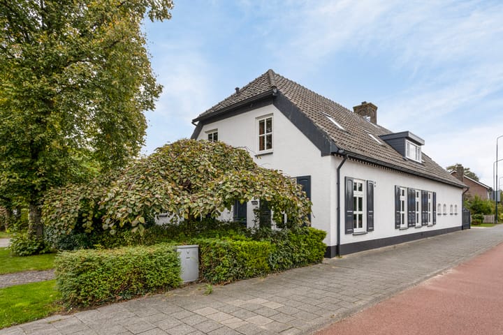 Foto 92 van Hout oost 12