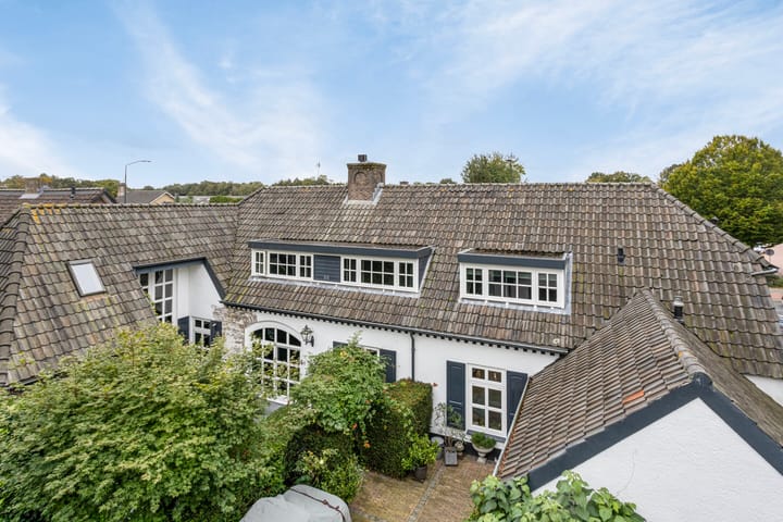 Foto 97 van Hout oost 12