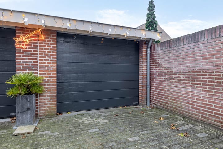 Foto 33 van Van Tuijllaan 14