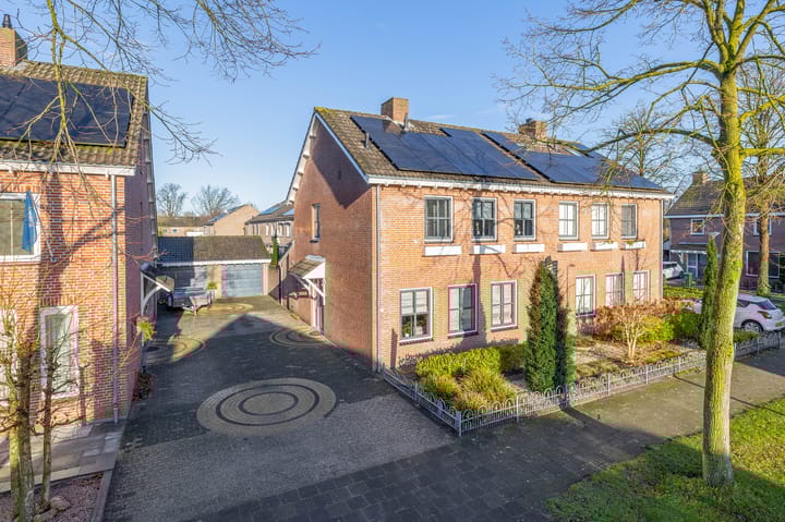 Foto 39 van Van Tuijllaan 14