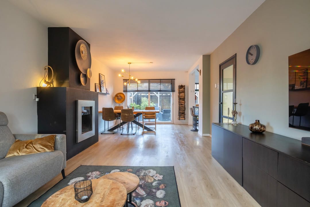 Photo 22 of Lauwerszeestraat 8