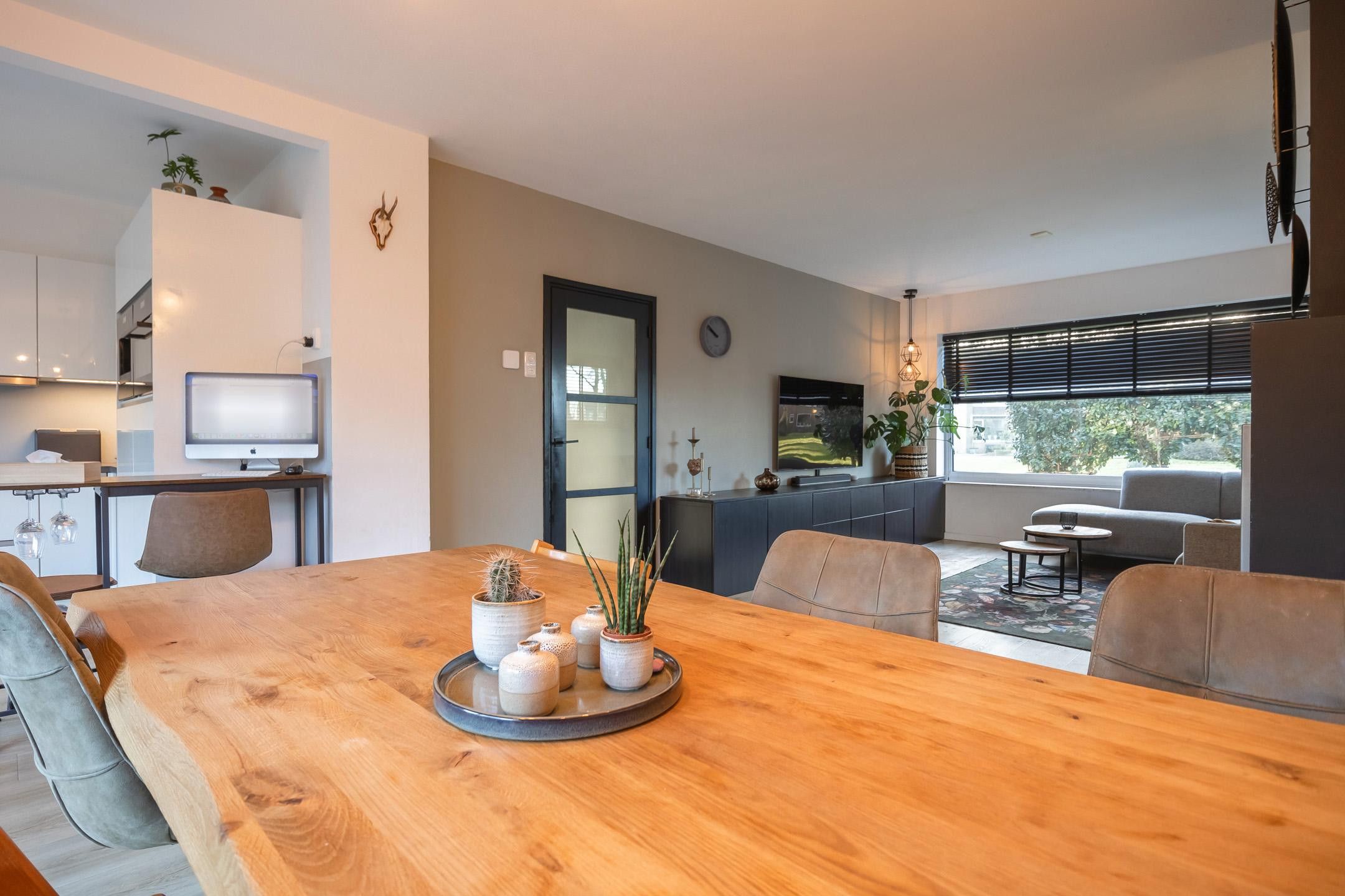 Photo 21 of Lauwerszeestraat 8