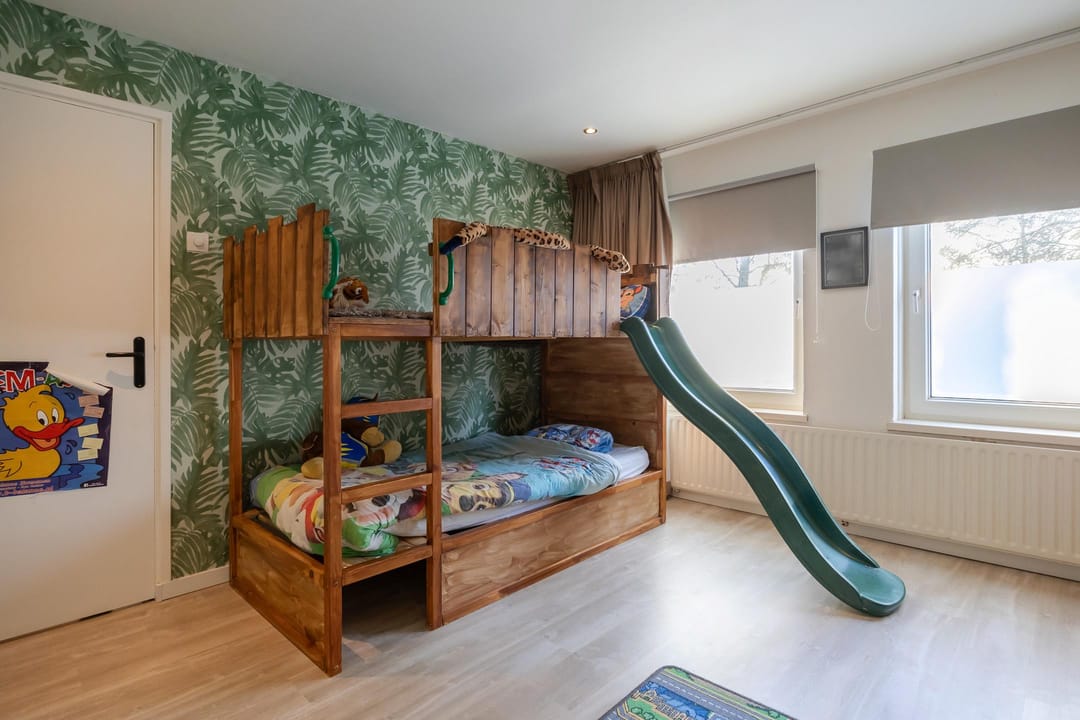 Photo 32 of Lauwerszeestraat 8