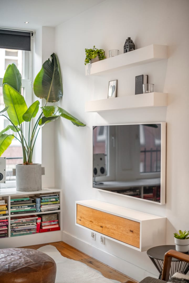 Photo 7 of Van Boetzelaerstraat 80-2