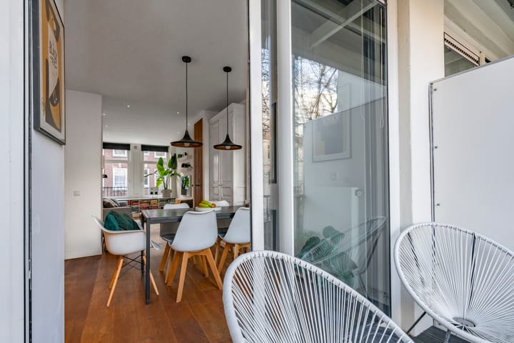 Photo 19 of Van Boetzelaerstraat 80-2