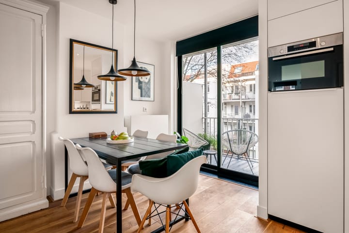 Photo 16 of Van Boetzelaerstraat 80-2