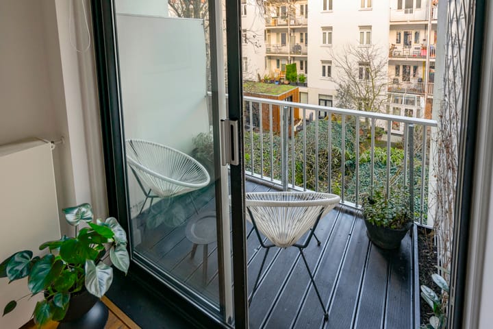 Photo 18 of Van Boetzelaerstraat 80-2