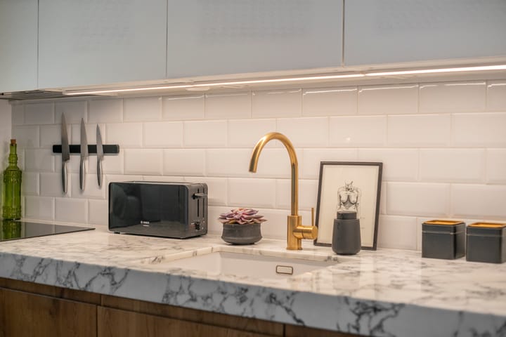 Photo 25 of Van Boetzelaerstraat 80-2