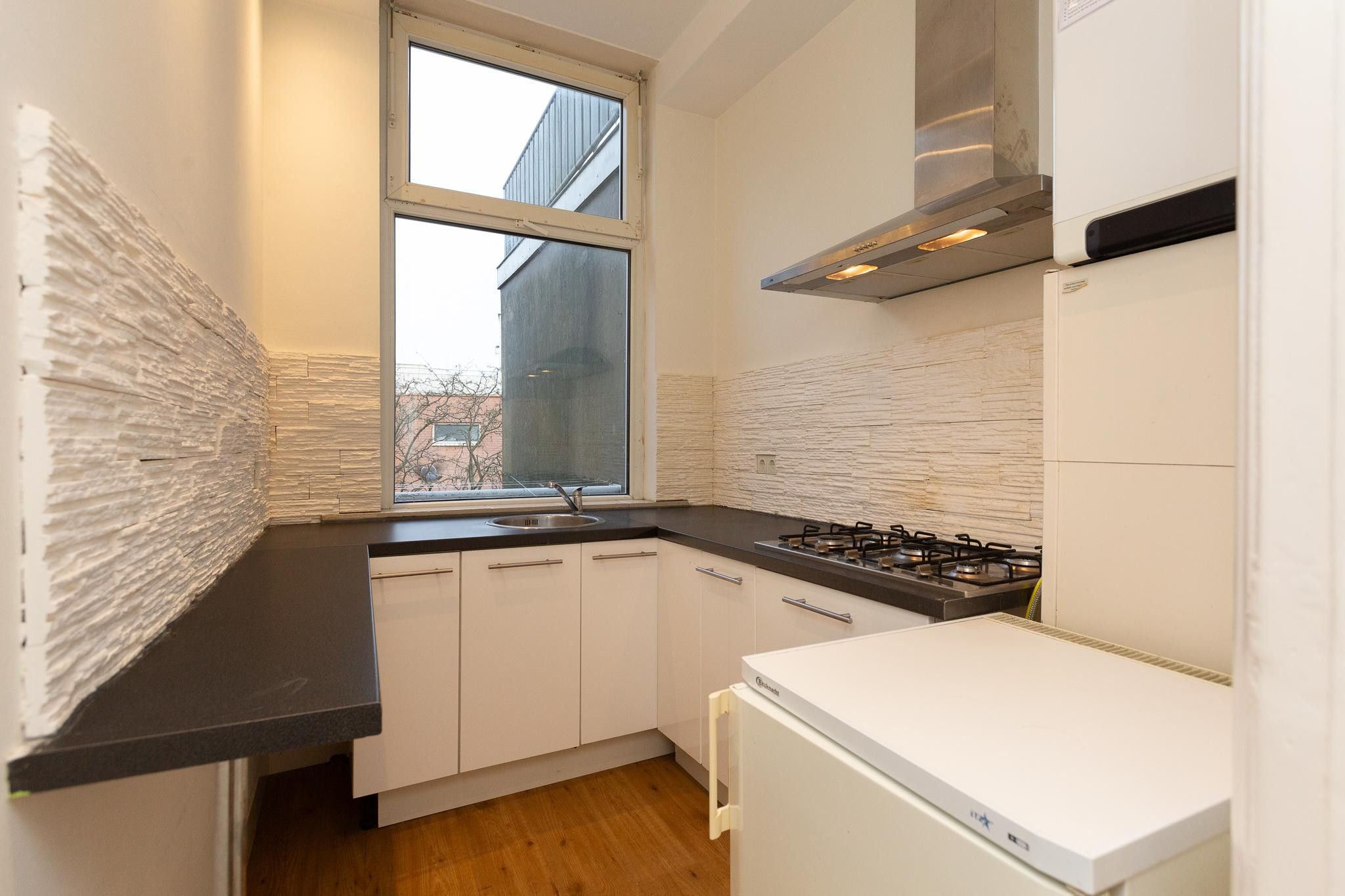 Foto 12 van Roerstraat 21