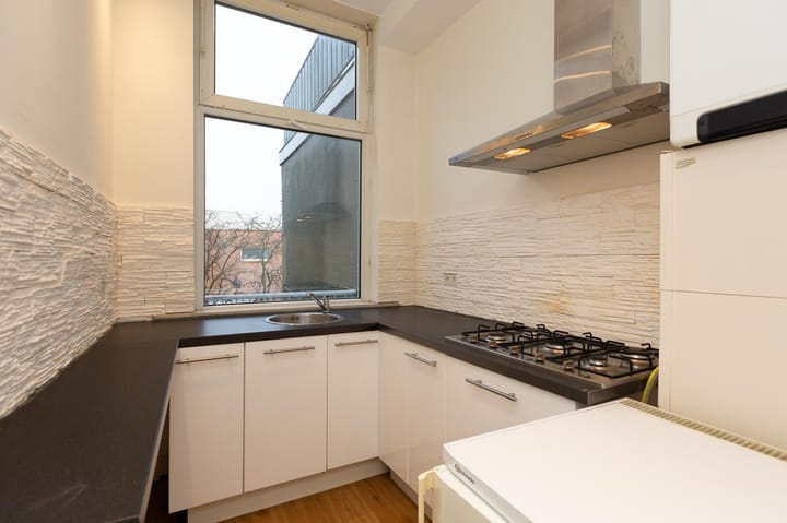 Foto 10 van Roerstraat 21