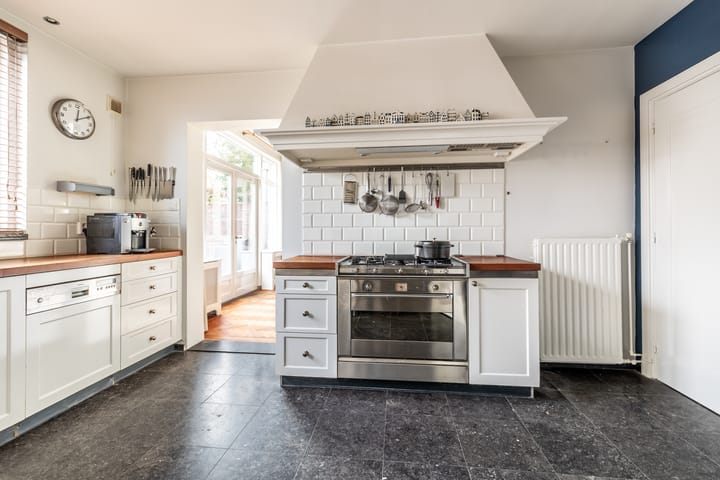 Foto 15 van Koningin Emmalaan 29