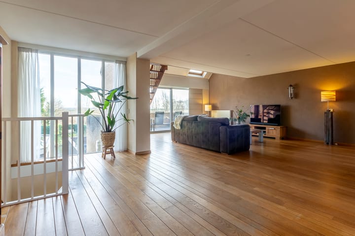 Foto 5 van Andromeda 101