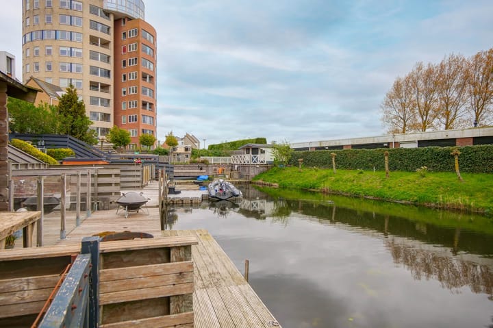 Foto 33 van Andromeda 101