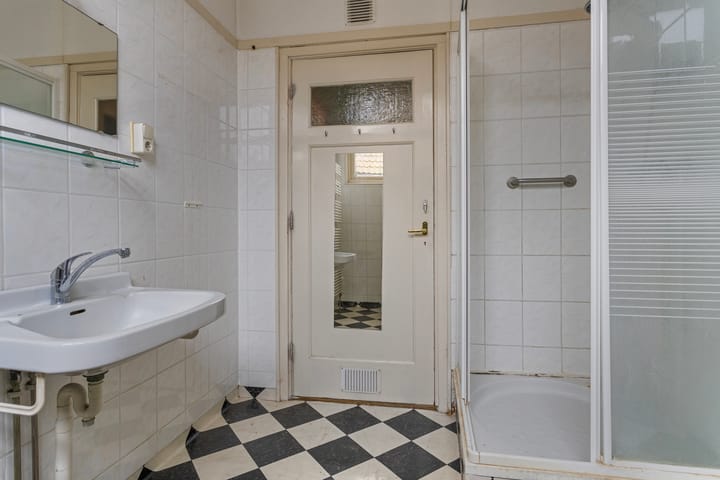 Foto 15 van Vismarkt 1-A