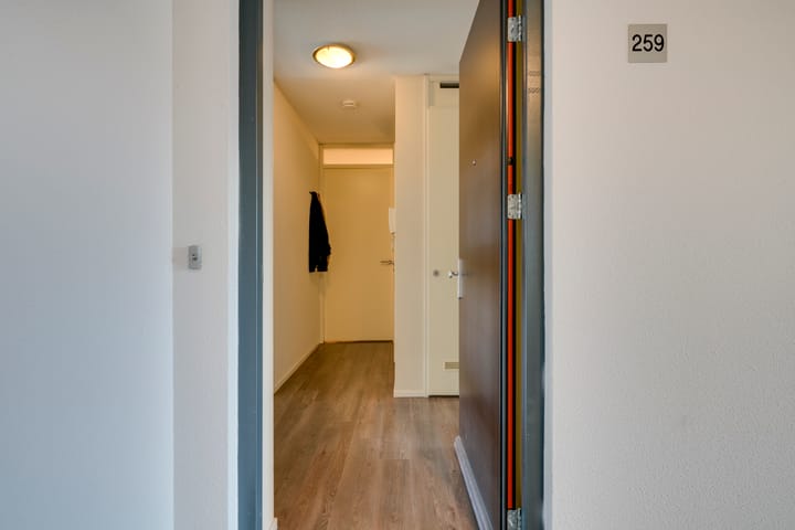 Foto 7 van Miles Davisstraat 259