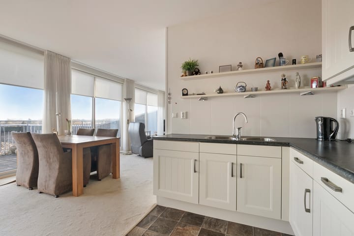 Photo 12 of Thorbeckelaan 337