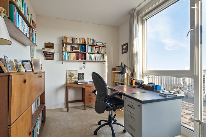 Photo 18 of Thorbeckelaan 337