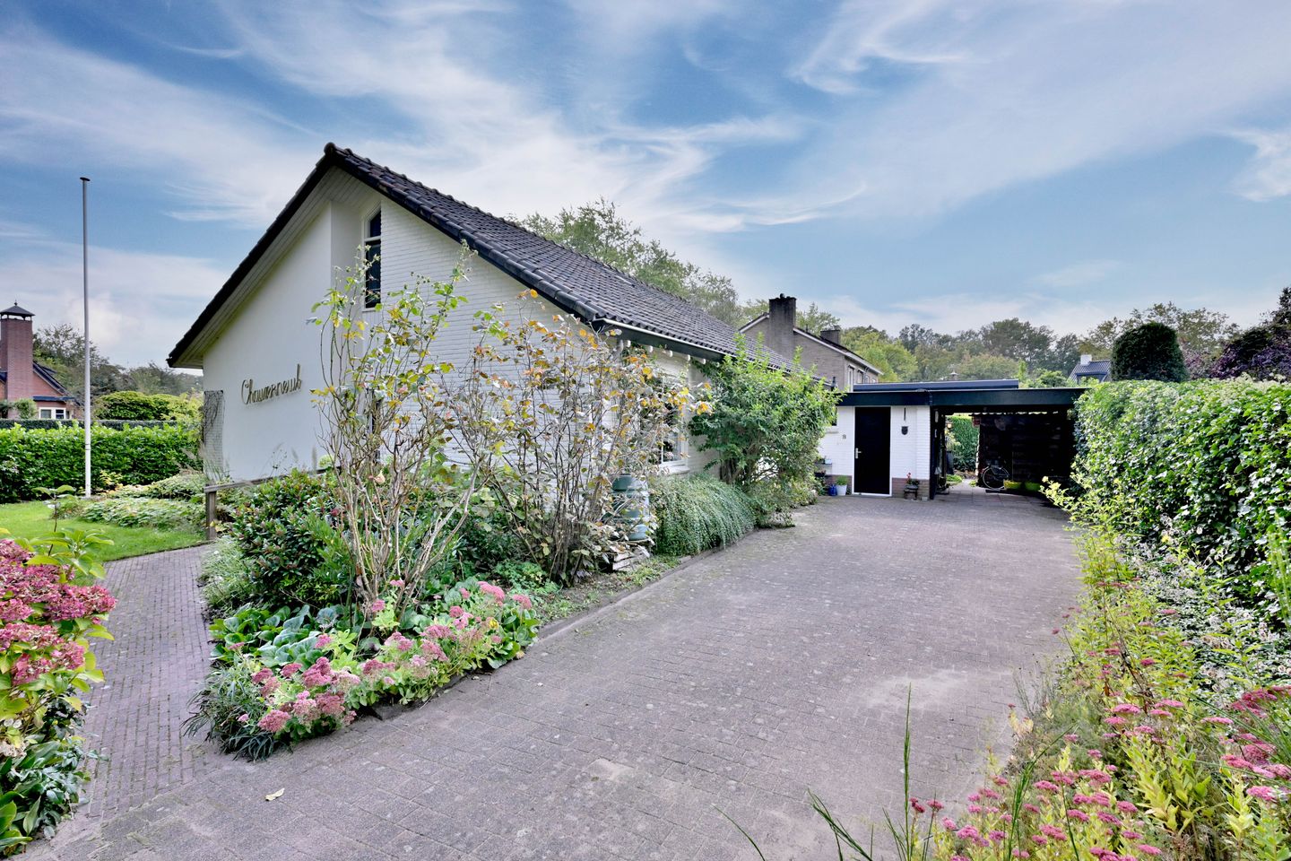 Foto 1 van Elfuursweg 8